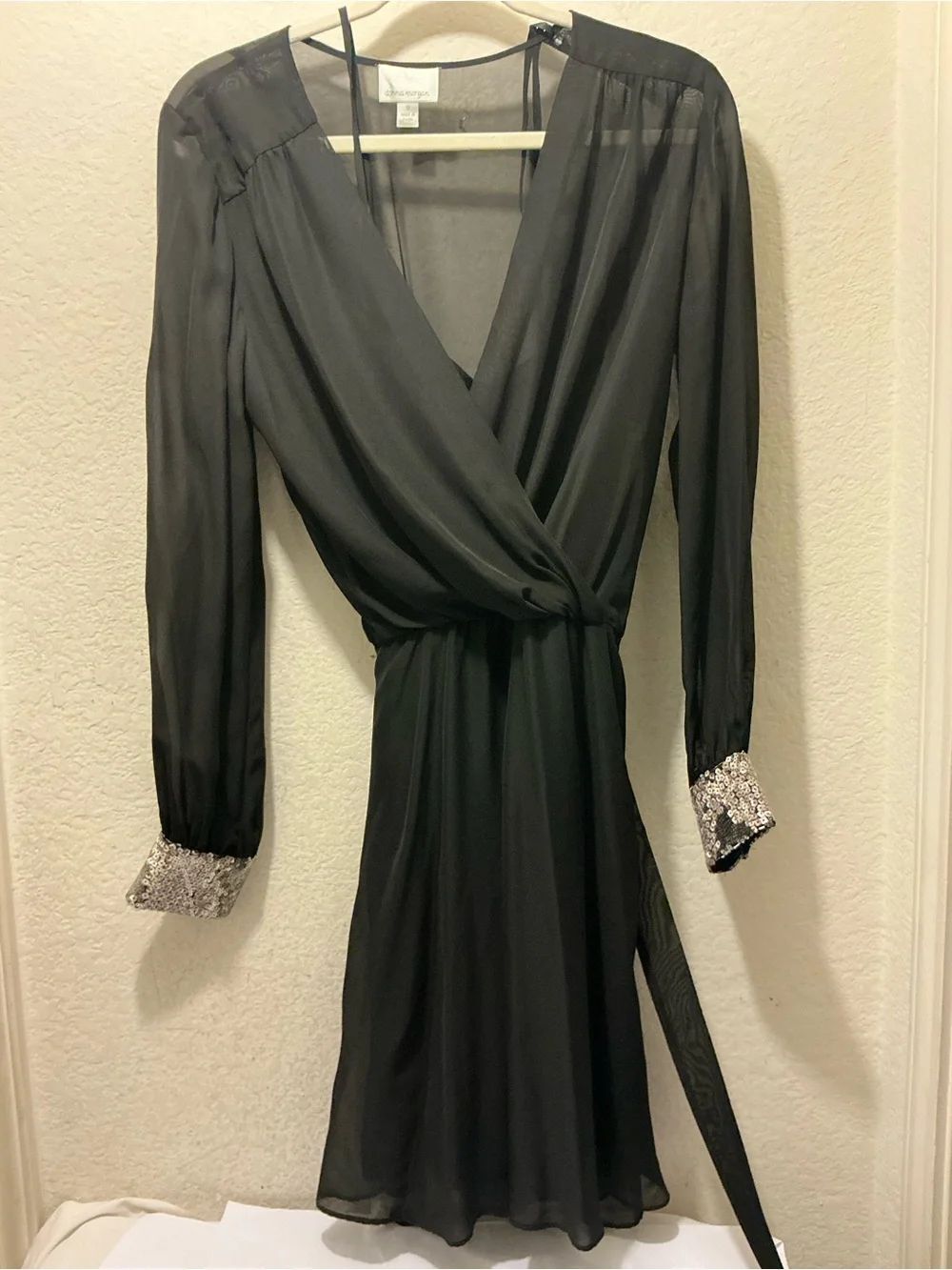 Donna Morgan Black Sheer Wrap Dress with Waist Tie sequin size 8